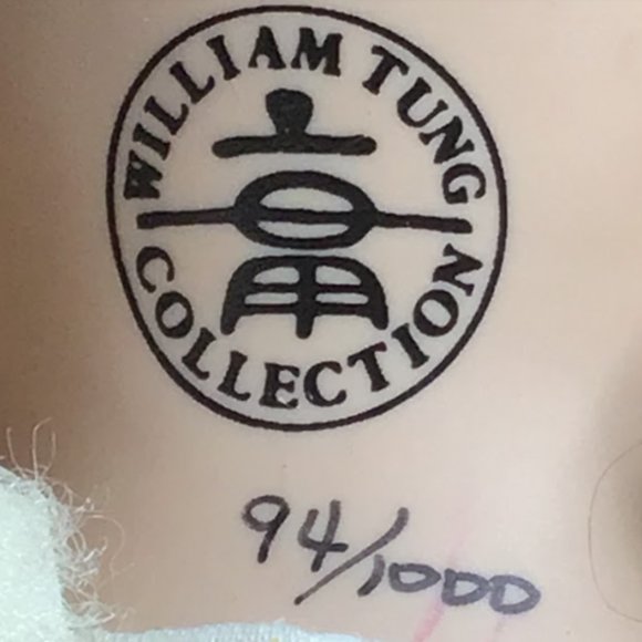 William Tung Collection Porcelain Doll Vintage Collectible Home Display Ornament - Picture 3 of 12